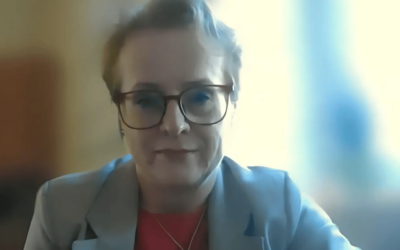 Katarzyna Kłosińska: Język przenosi doświadczenia jego użytkowników