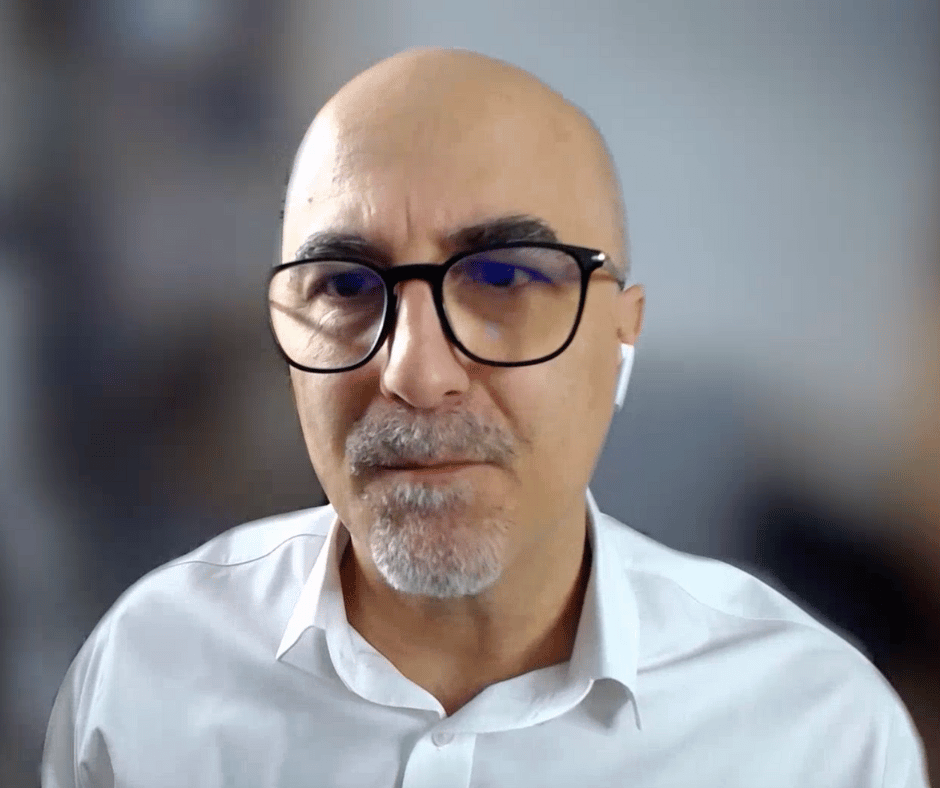 Tomasz Wojakowski Tomasz Wojakowski